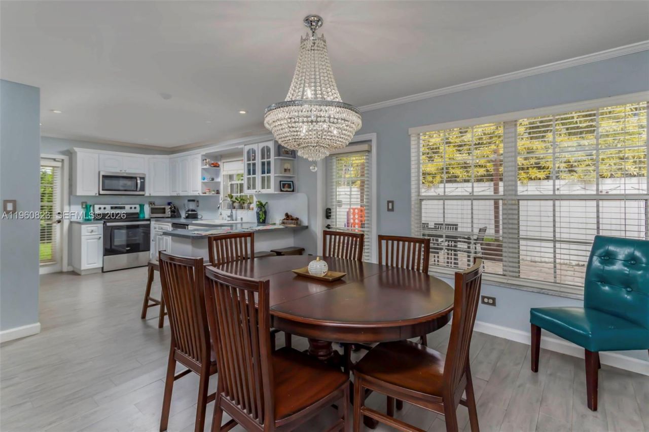 11351 SW 63rd Ter, Miami, FL 33173 Photo