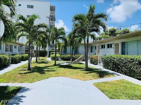 1050 98th St, Unit 4W, Bay Harbor Islands, FL 33154