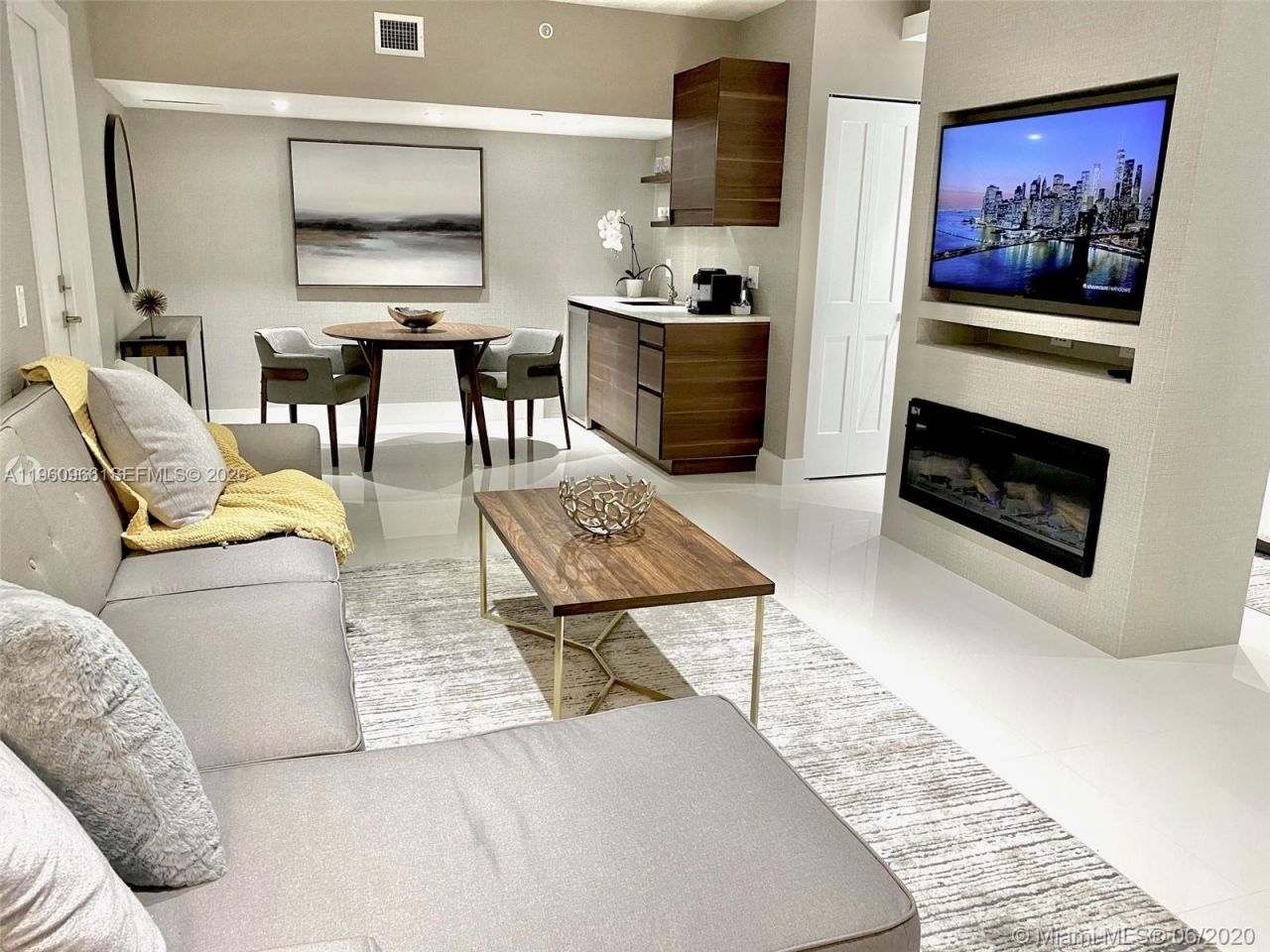 2960 NE 207th St , Unit TS-102, Aventura, FL 33180 Photo