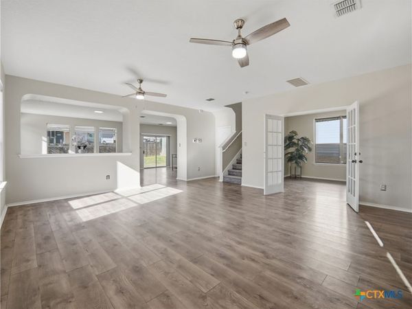 5744 Columbia Drive , Schertz, TX 78154