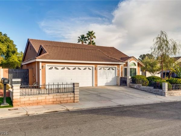 3308 Shoreline Drive, Las Vegas, NV 89117