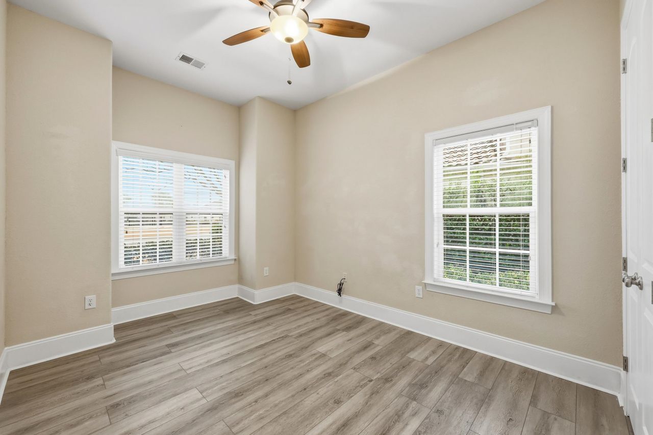 109 Lac Courte Photo 16