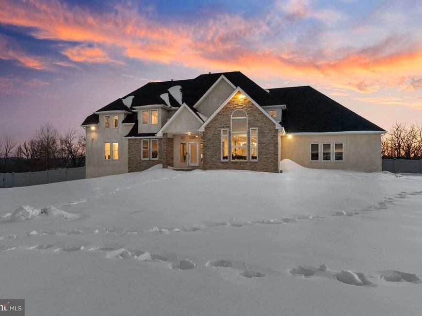 2145 2nd Street Pike, Newtown, PA 18940 Main Photo