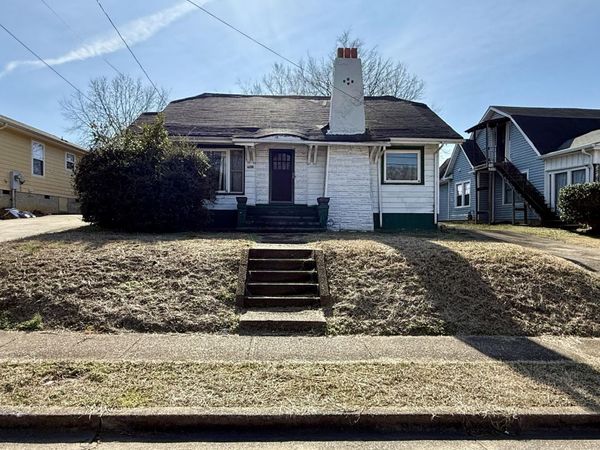 2502 Oak Street, Chattanooga, TN 37404