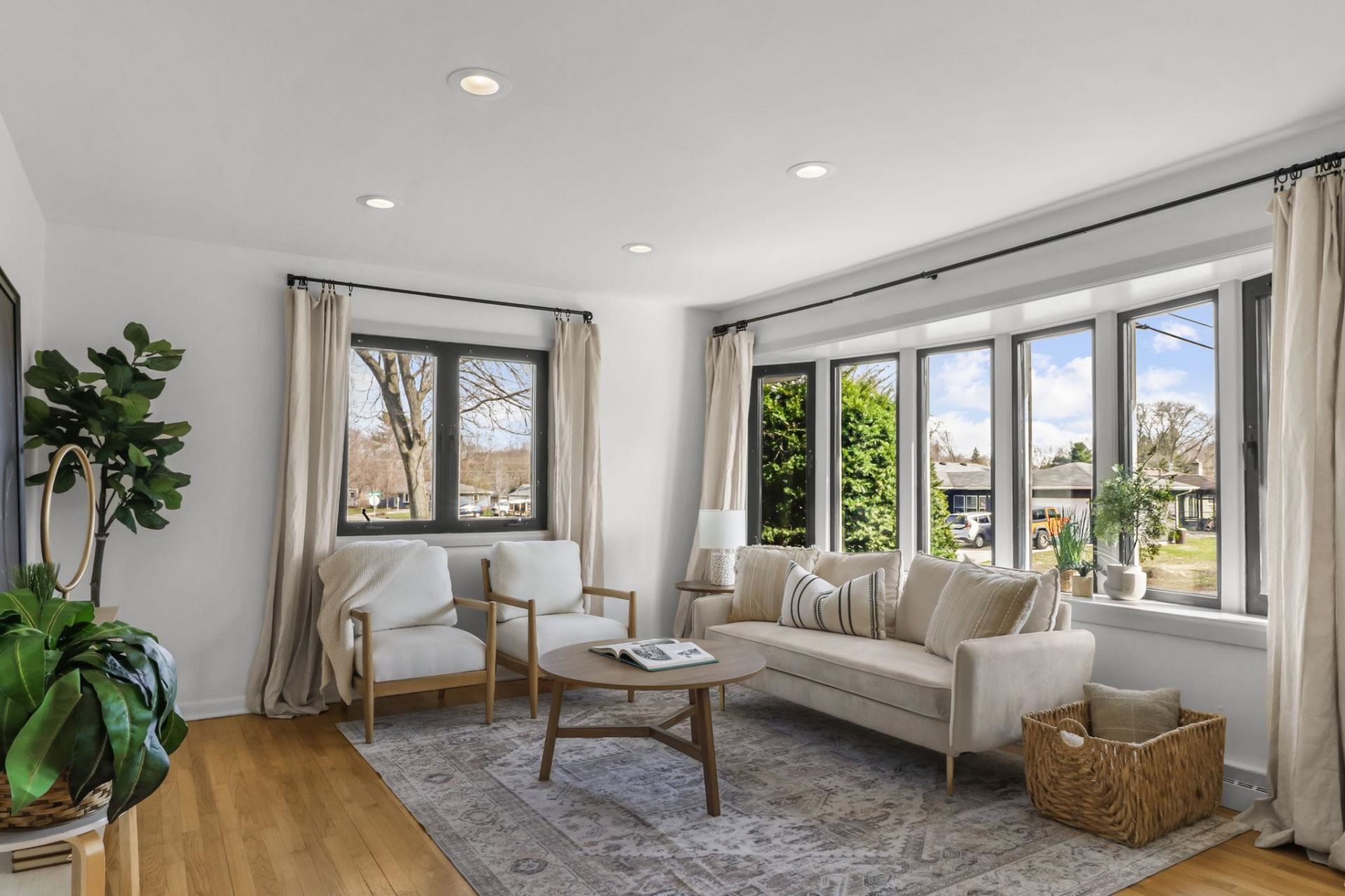 504 Douglas Trail, Madison, WI 53716 Main Photo