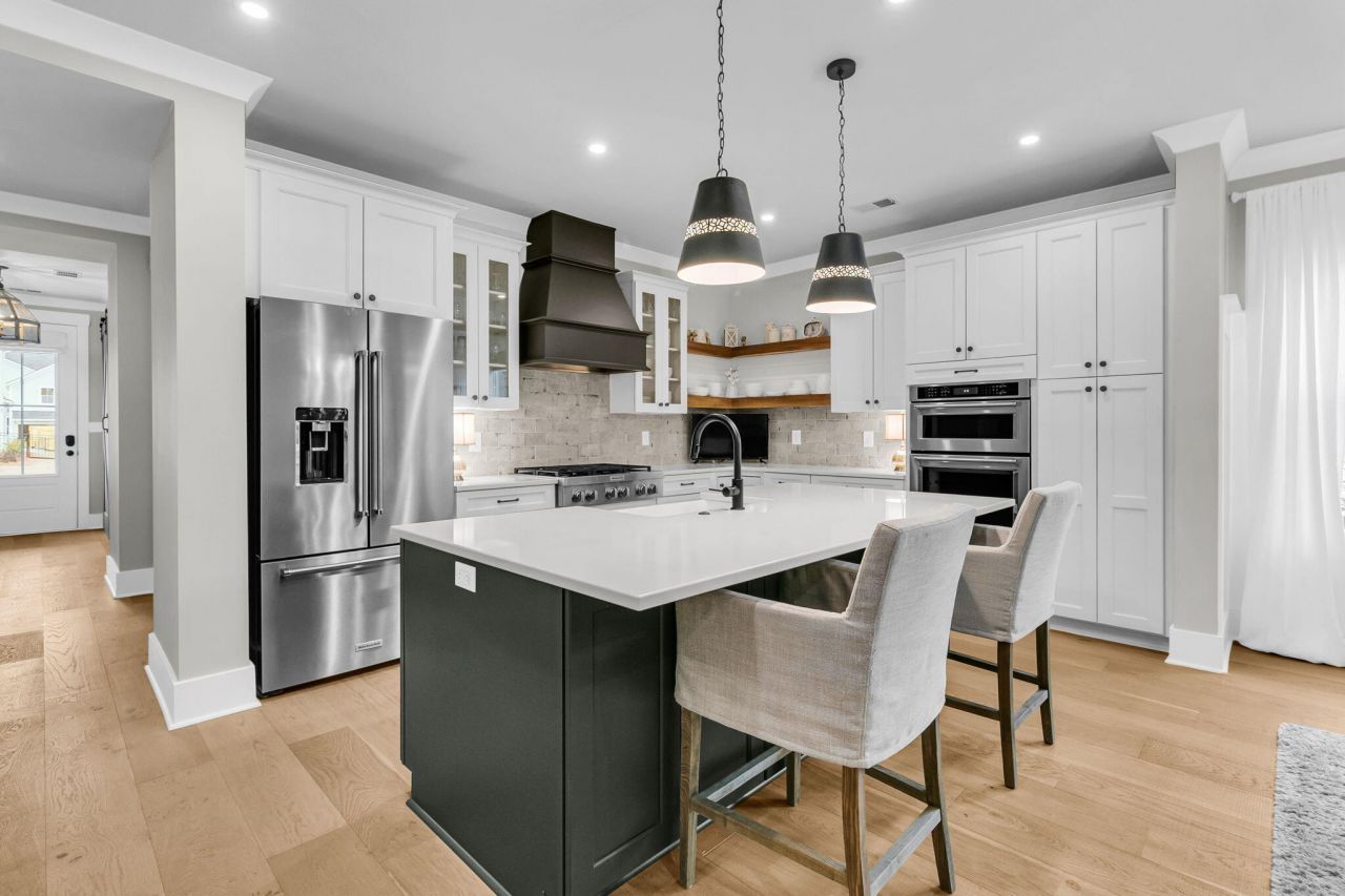 121 Falaise Street Photo 10