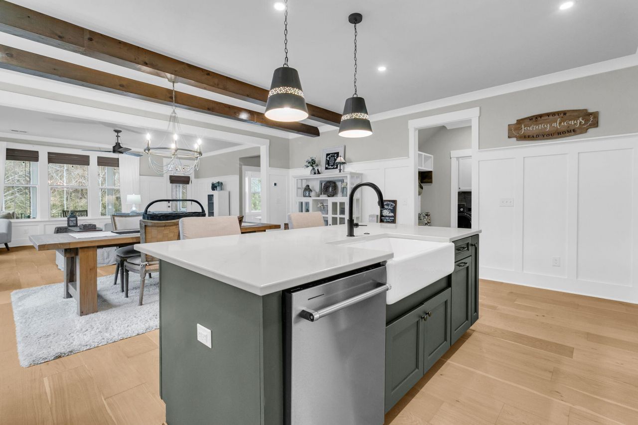 121 Falaise Street Photo 14