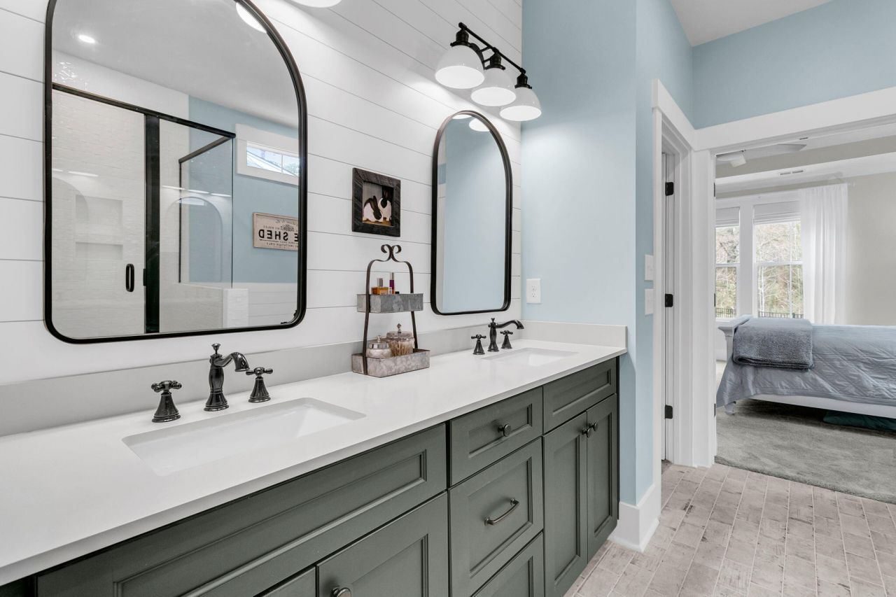 121 Falaise Street Photo 25