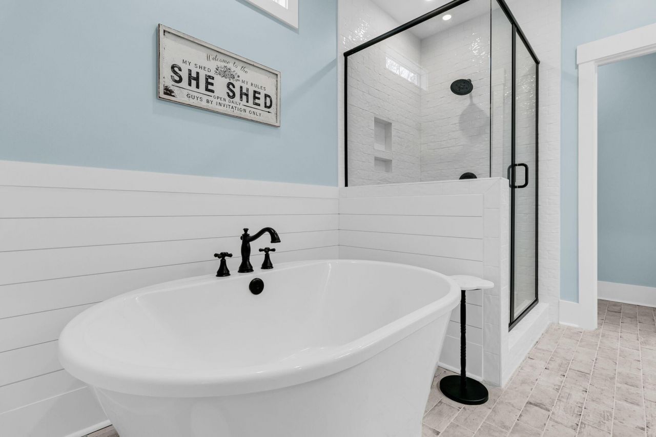 121 Falaise Street Photo 26