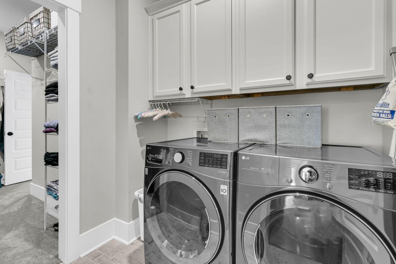 121 Falaise Street Photo 29