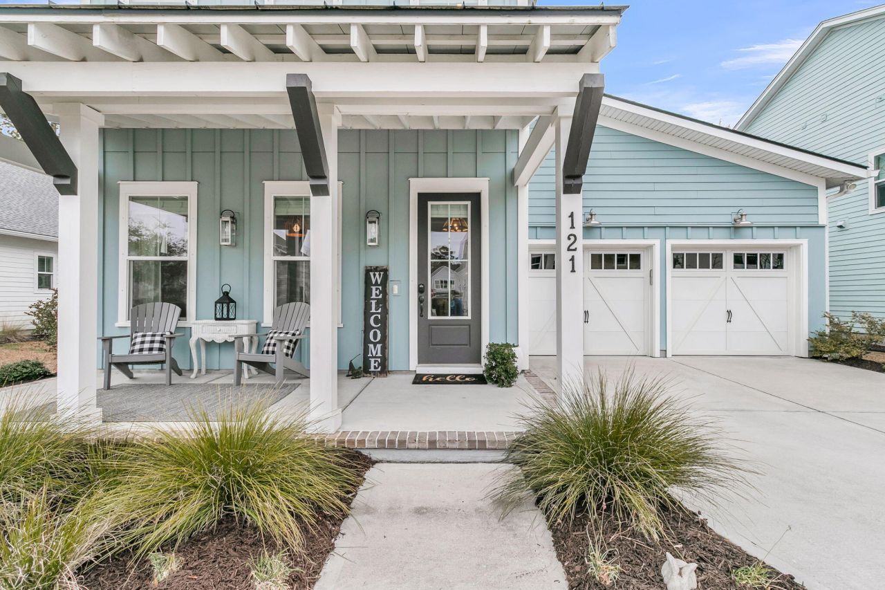 121 Falaise Street Photo 4