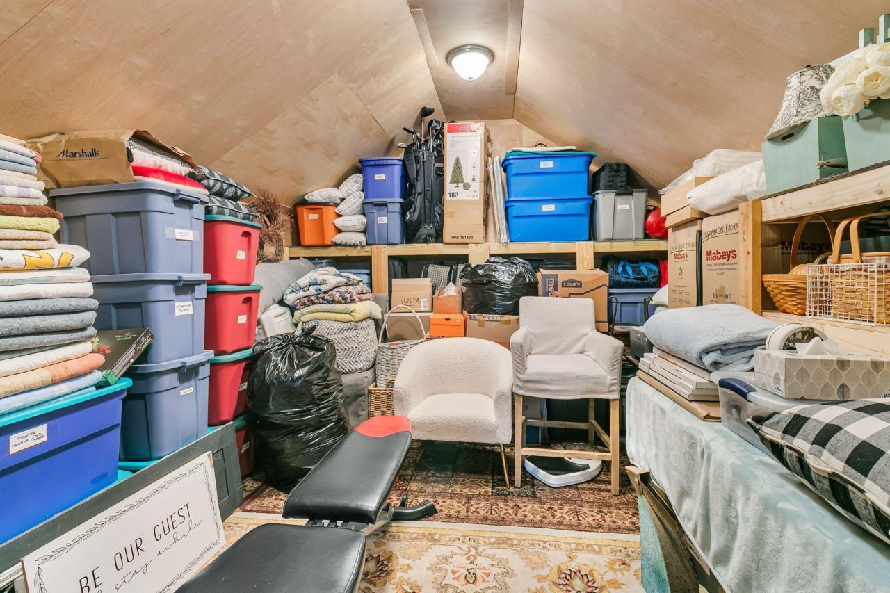 121 Falaise Street Photo 40