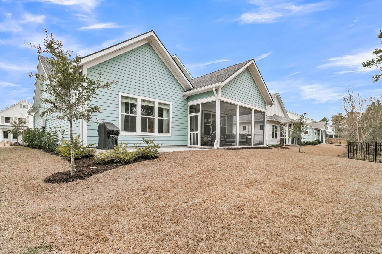 121 Falaise Street Photo 41