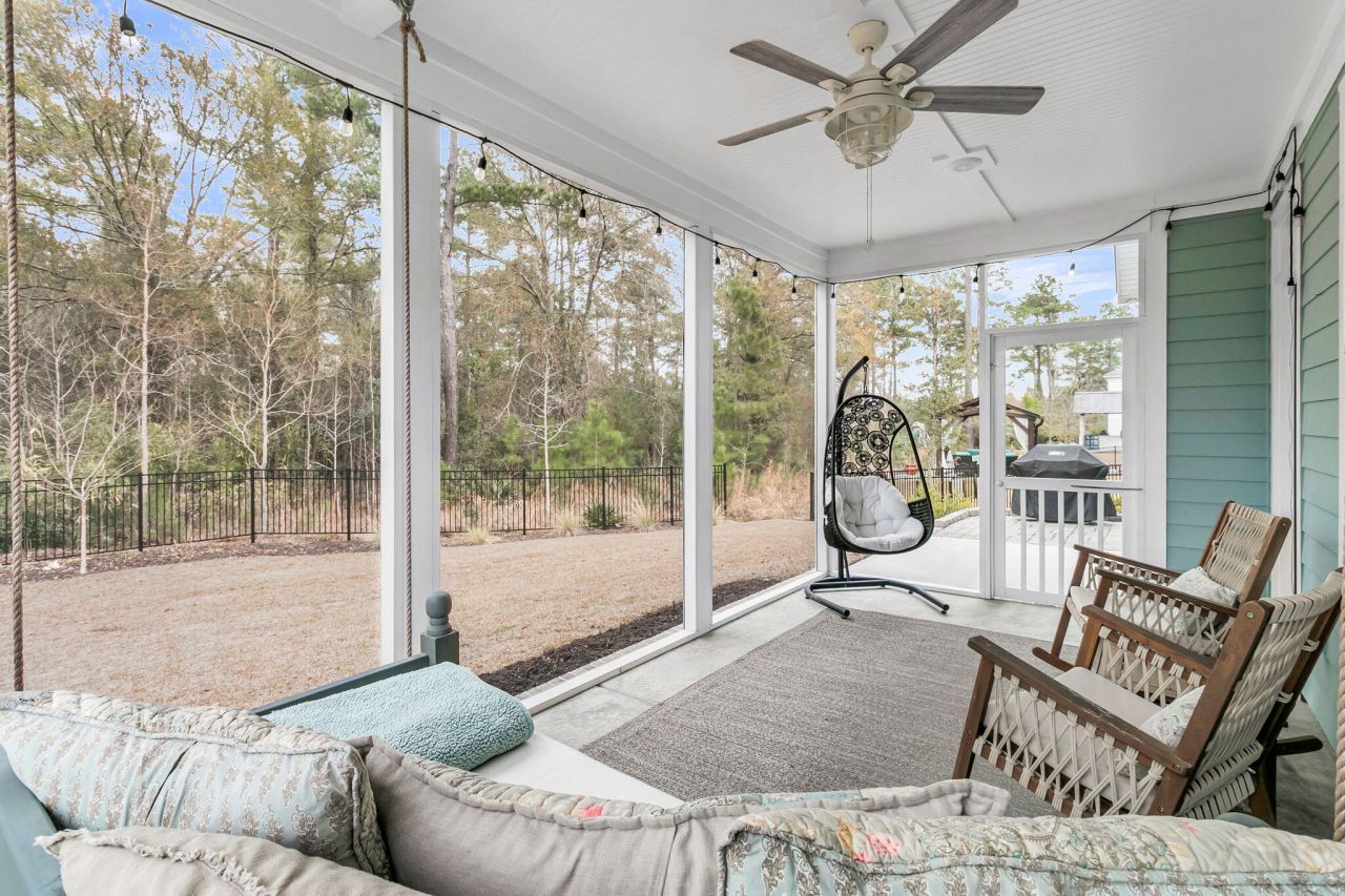 121 Falaise Street Photo 42