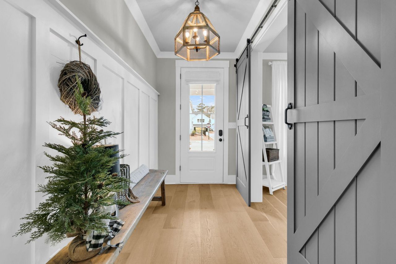 121 Falaise Street Photo 6