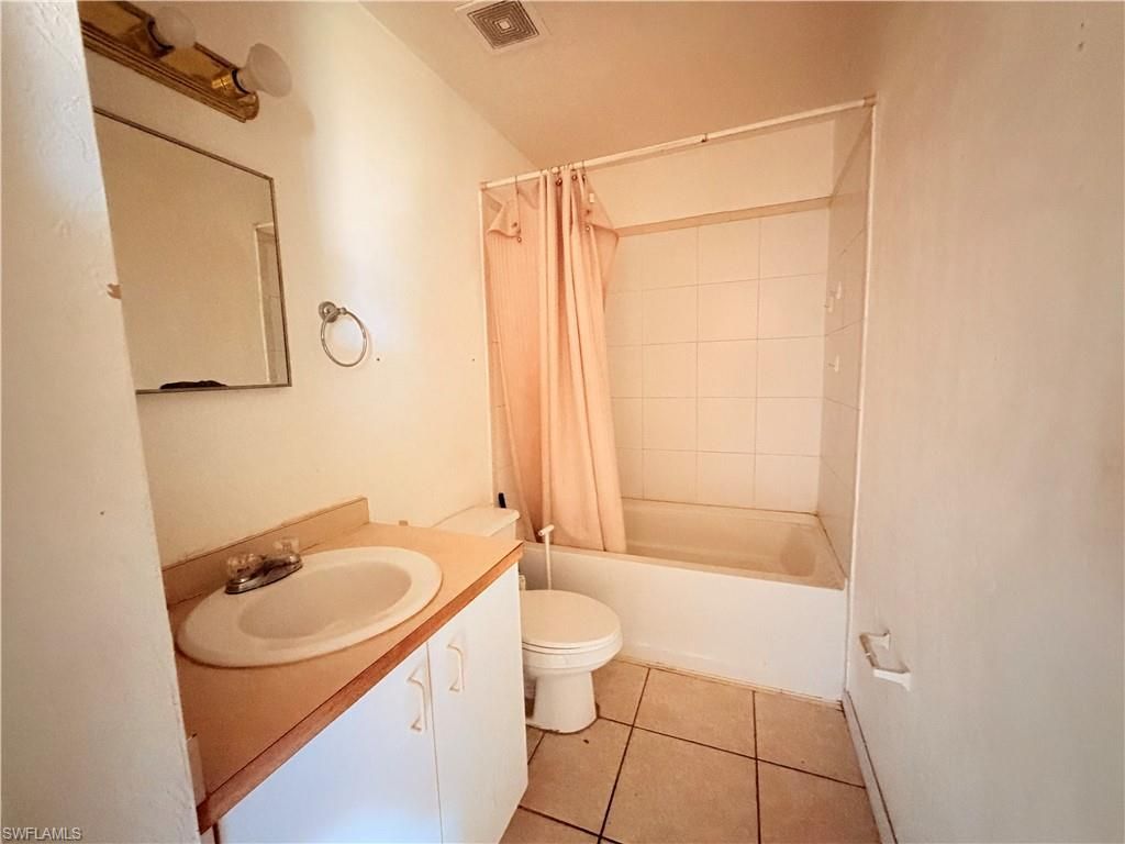 419 NE 16th Pl, Cape Coral, FL 33909 Photo