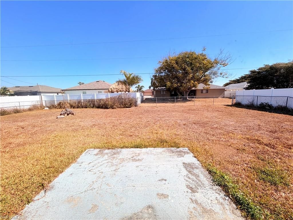 419 NE 16th Pl, Cape Coral, FL 33909 Photo