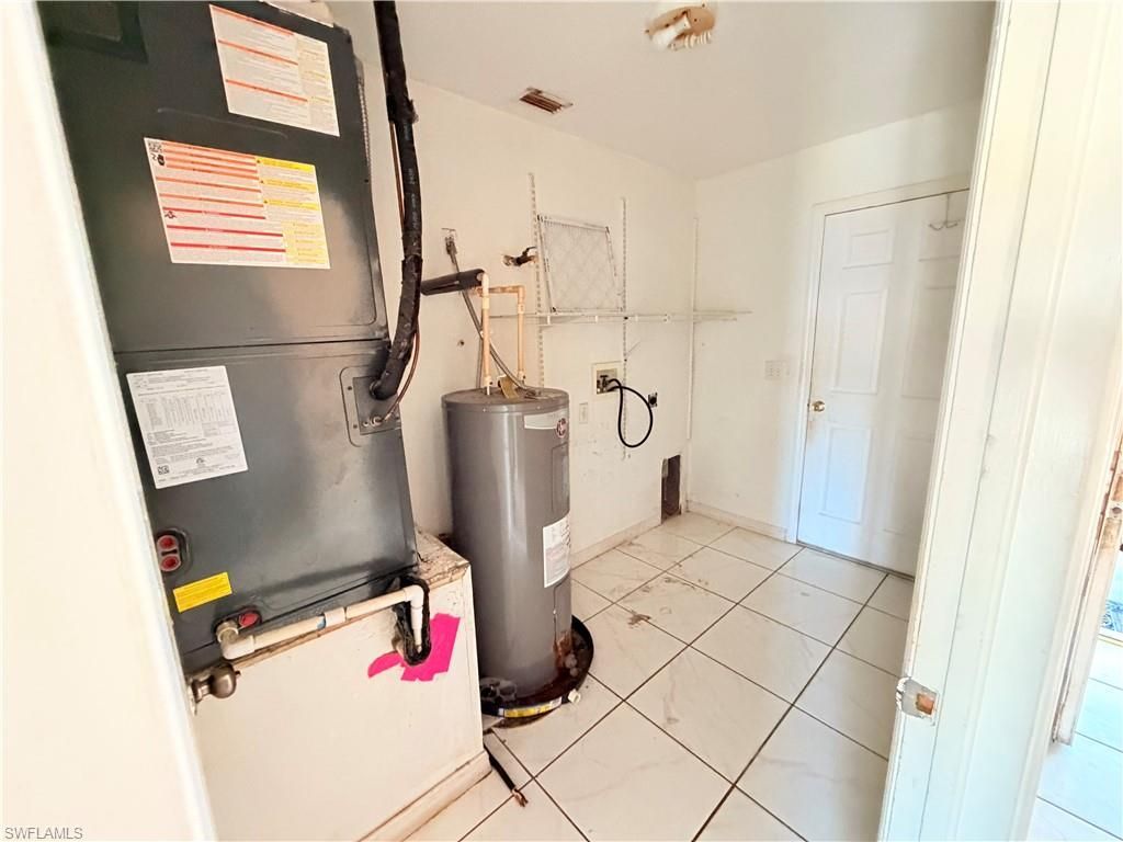 419 NE 16th Pl, Cape Coral, FL 33909 Photo