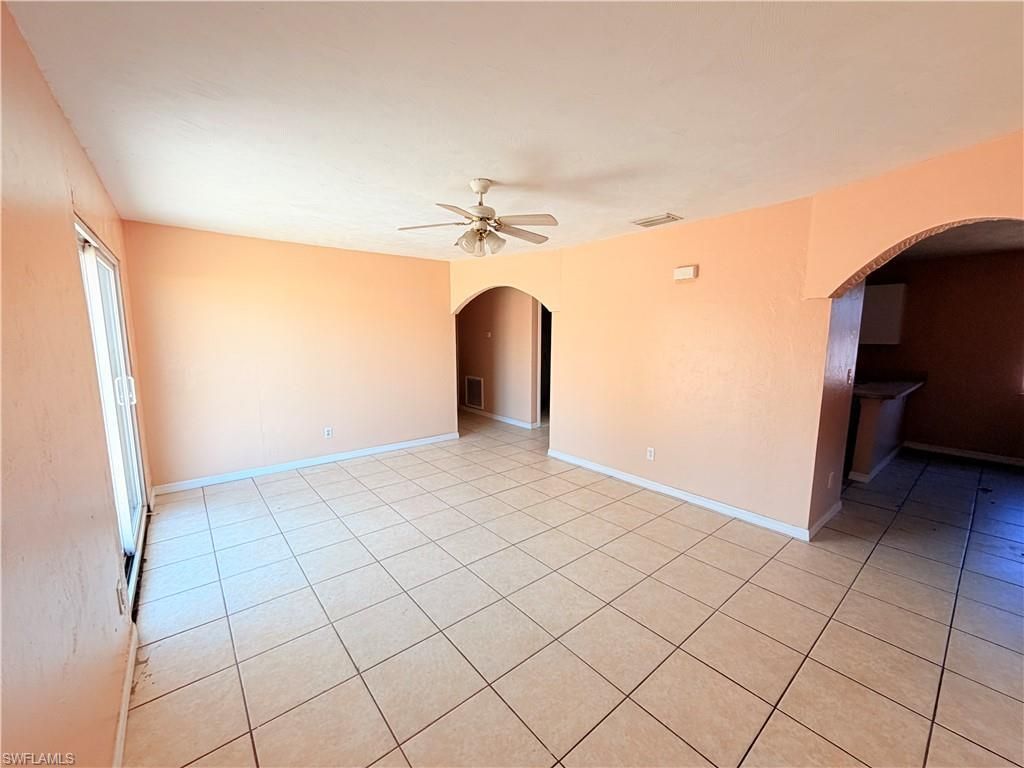 419 NE 16th Pl, Cape Coral, FL 33909 Photo