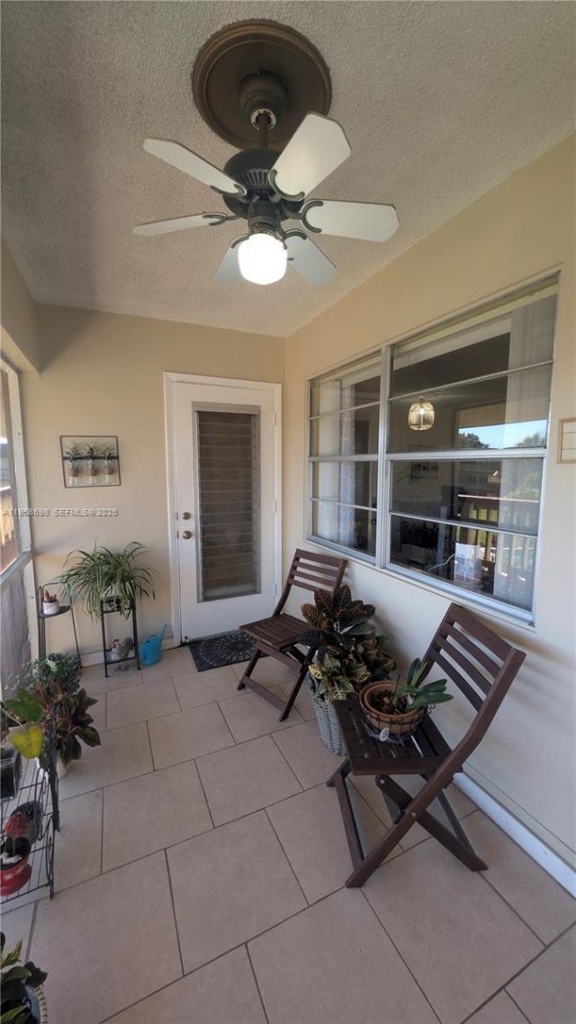 5300 Washington St , Unit T324, Hollywood, FL 33021 Photo