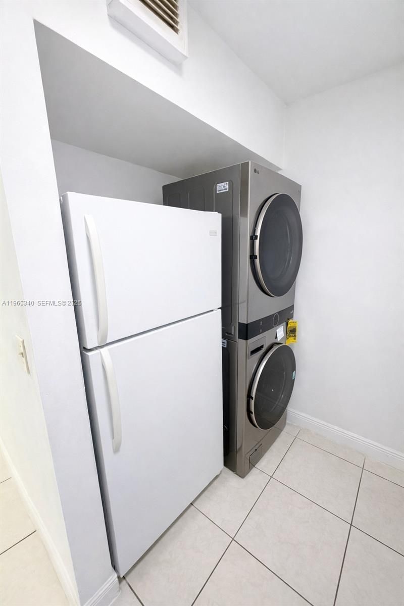 2530 W 67th Pl, Unit 12-29, Hialeah, FL 33016 Photo