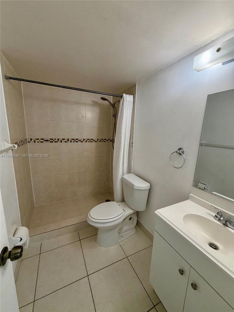 2530 W 67th Pl, Unit 12-29, Hialeah, FL 33016 Photo