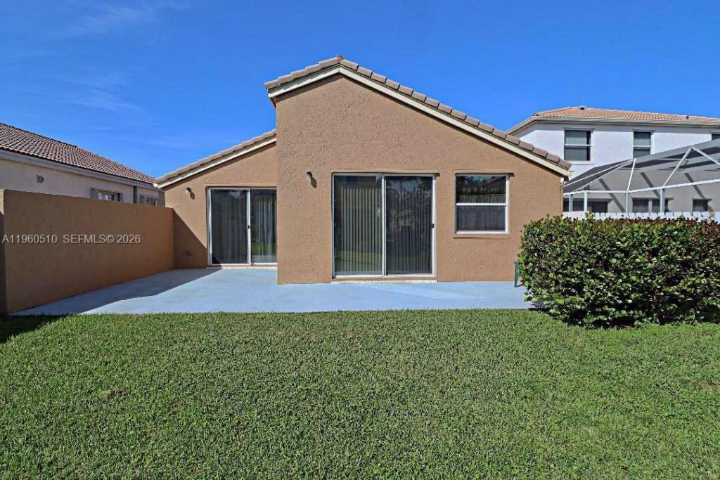 1523 NW 158th Ave, Pembroke Pines, FL 33028 Photo