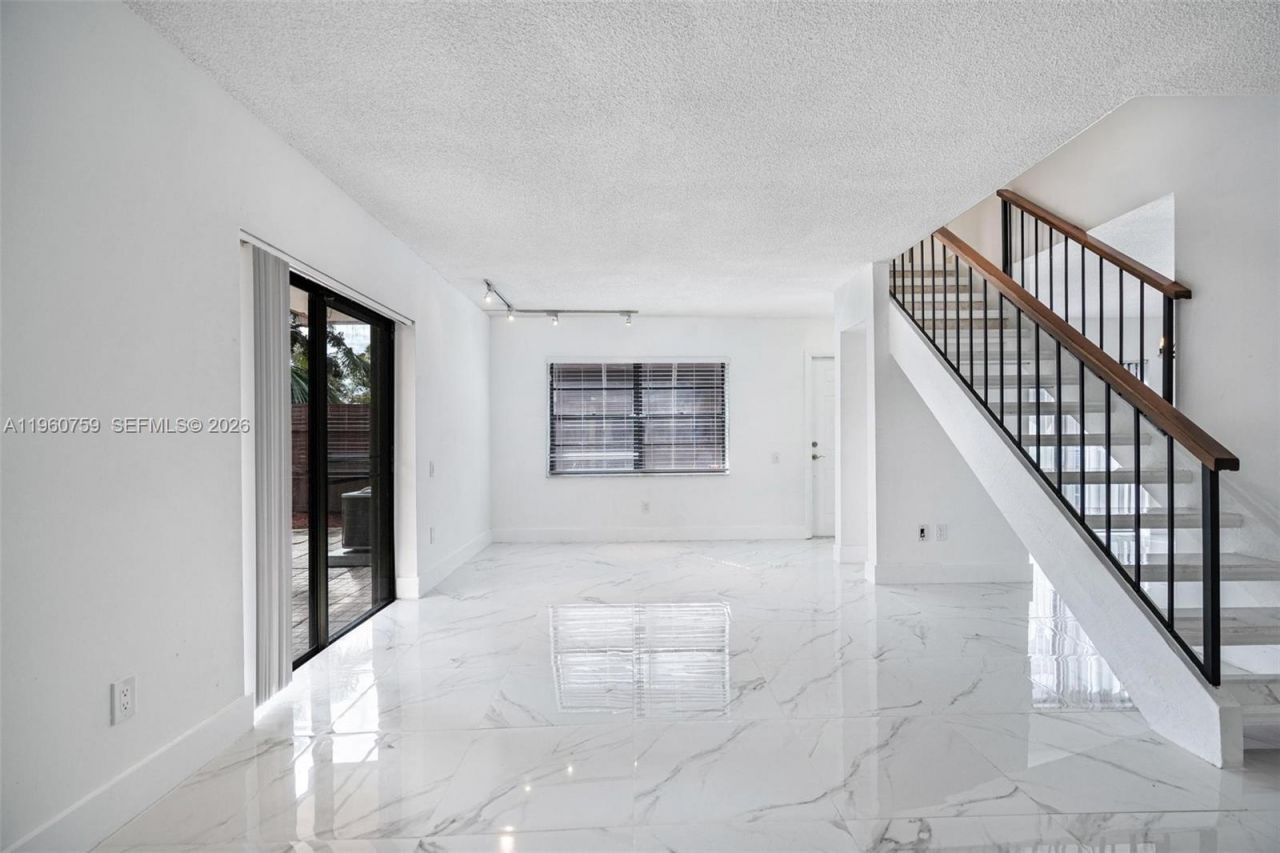 7074 SW 114th Pl, Unit B, Miami, FL 33173 Photo