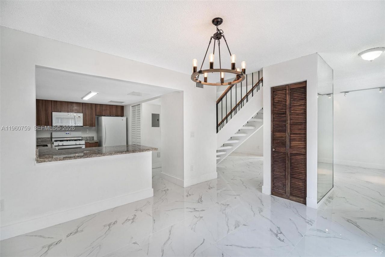 7074 SW 114th Pl, Unit B, Miami, FL 33173 Photo