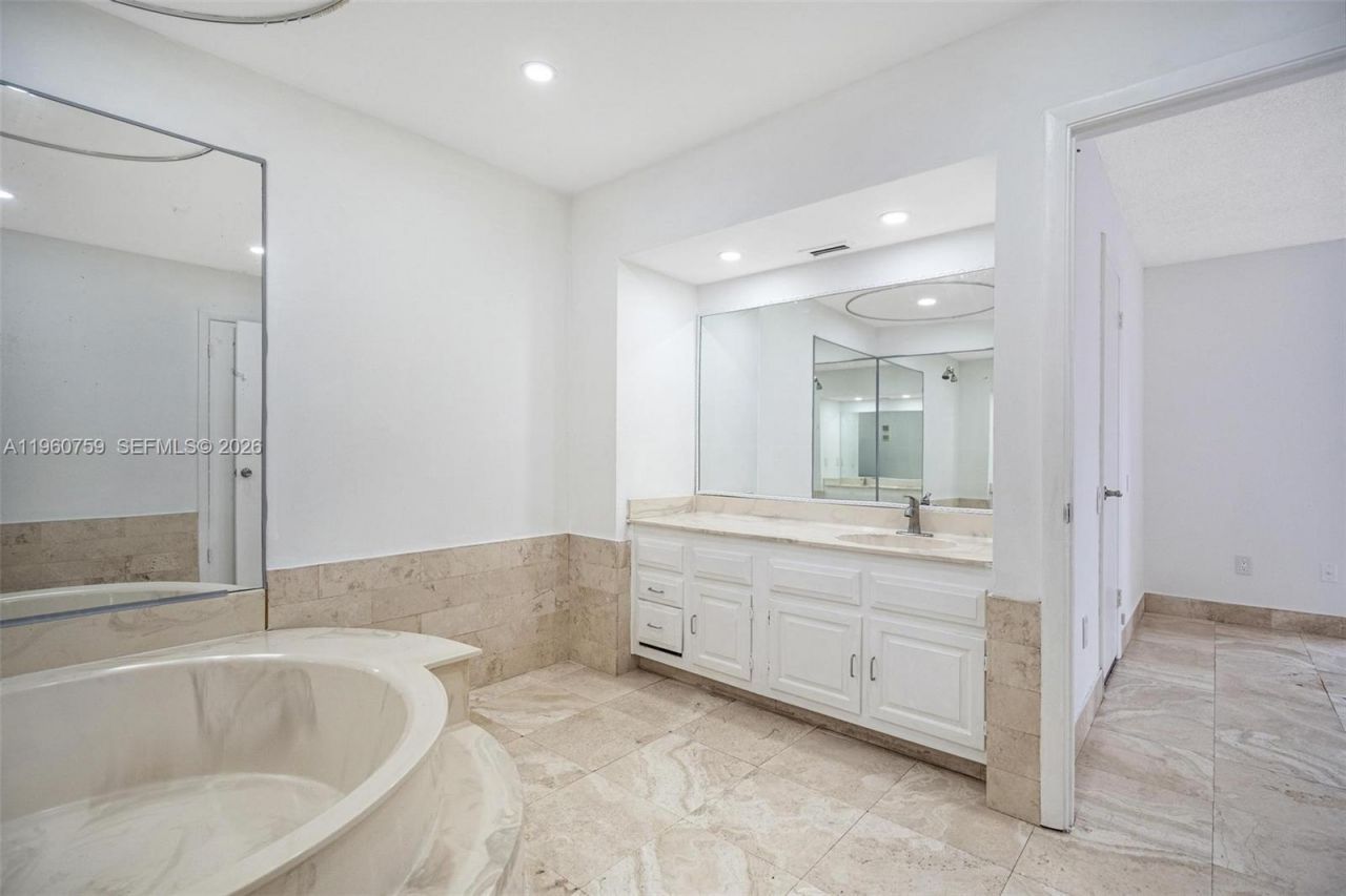 7074 SW 114th Pl, Unit B, Miami, FL 33173 Photo