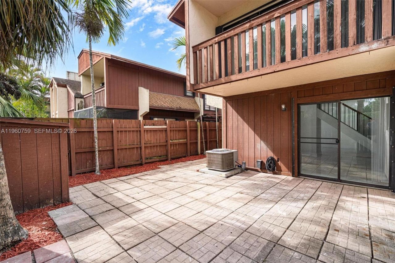 7074 SW 114th Pl, Unit B, Miami, FL 33173 Photo