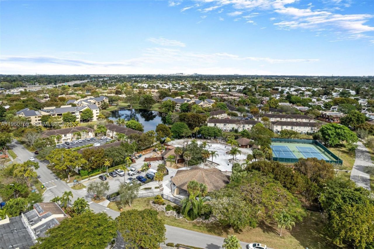 7074 SW 114th Pl, Unit B, Miami, FL 33173 Photo