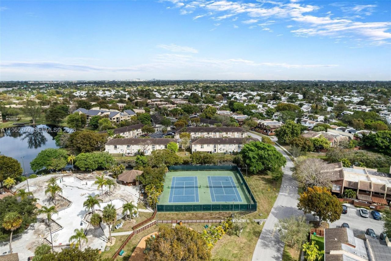 7074 SW 114th Pl, Unit B, Miami, FL 33173 Photo