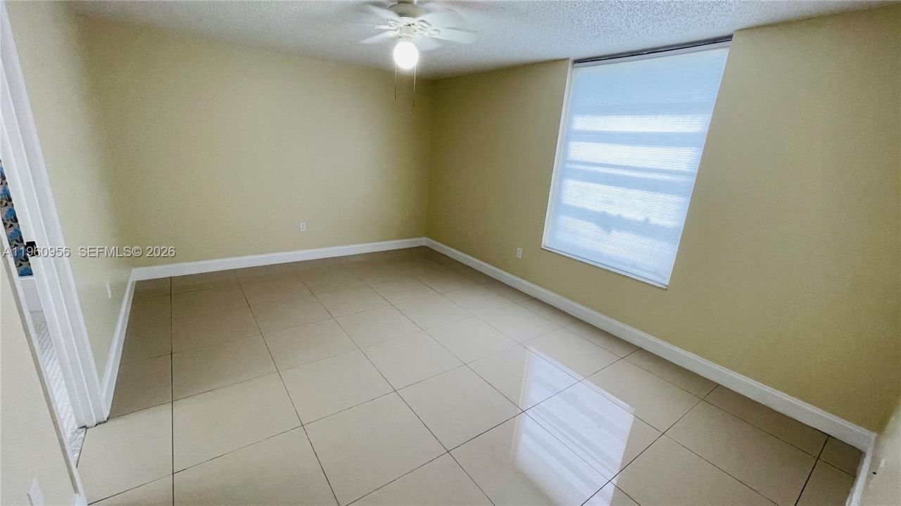 8350 Sands Point Blvd, Unit E204, Tamarac, FL 33321 Photo