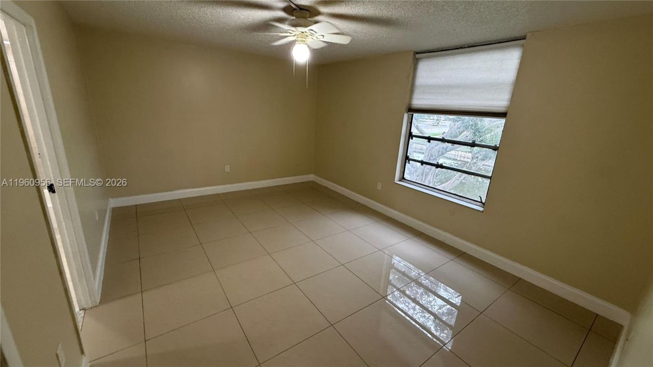 8350 Sands Point Blvd, Unit E204, Tamarac, FL 33321 Photo