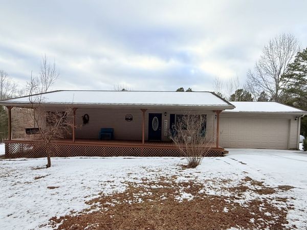 22 Zan Lane, Eddyville, IL 62928