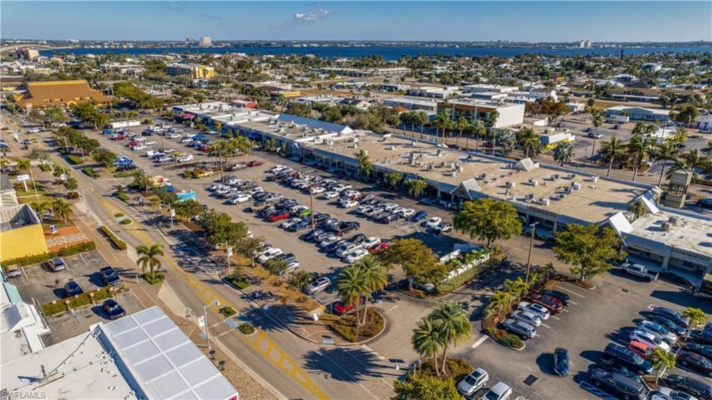 1201-1317 Cape Coral Pkwy E, Cape Coral, FL 33904 Photo