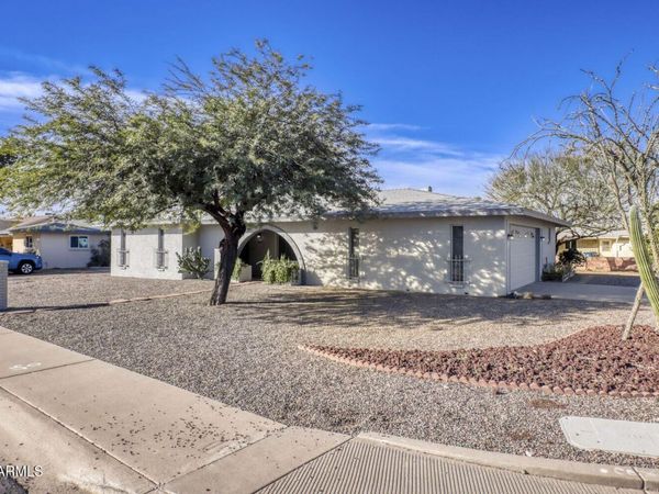 864 N 62 Street, Mesa, AZ 85205