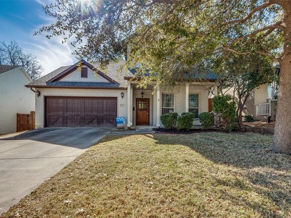 4025 Dexter Avenue, Fort Worth, TX 76107