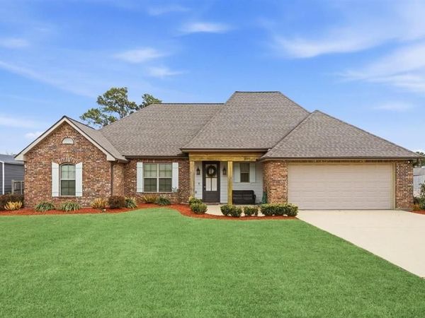 5733 Larch Street, Lake Charles, LA 70605