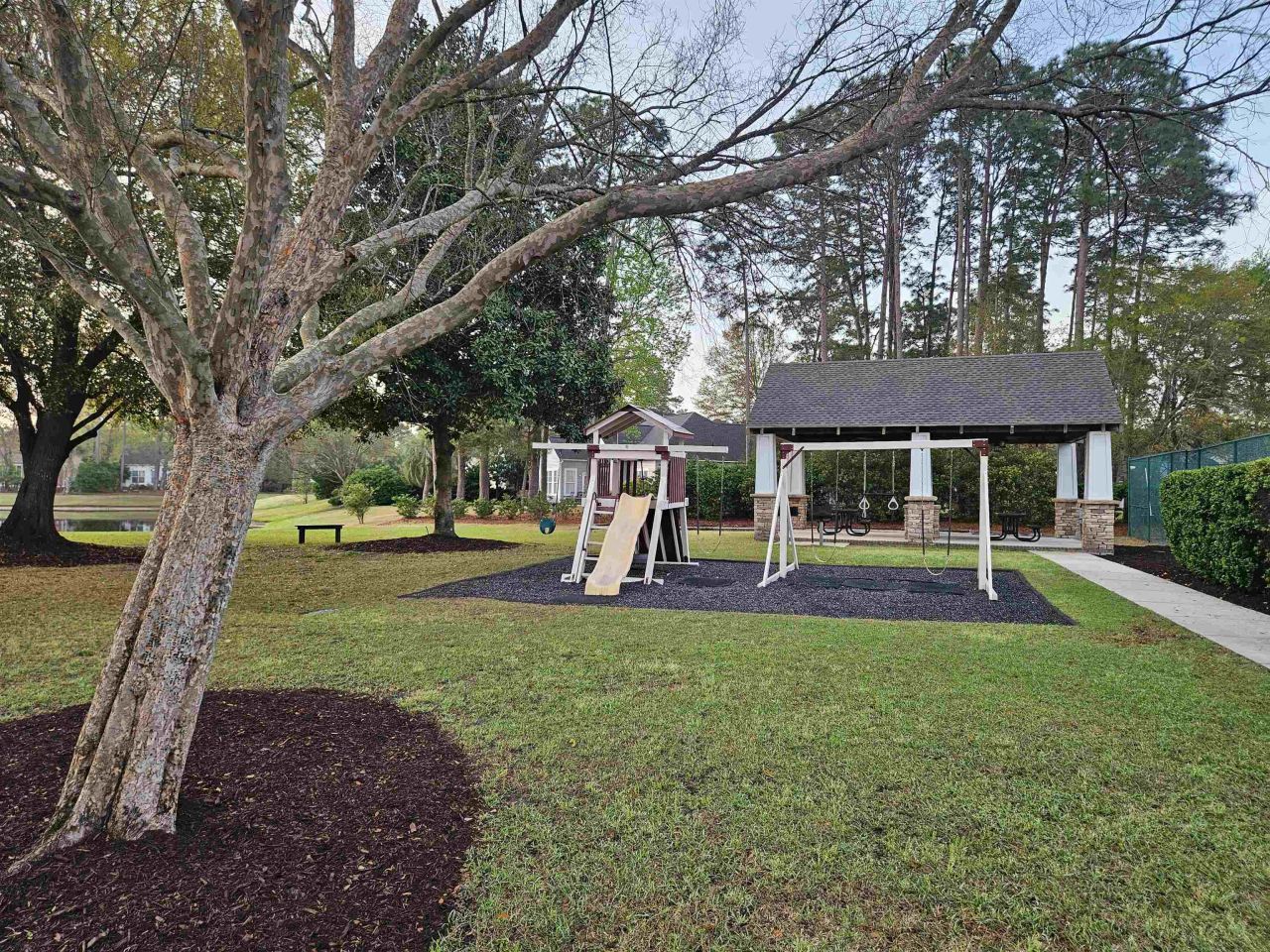 486 Camden Circle Photo 41