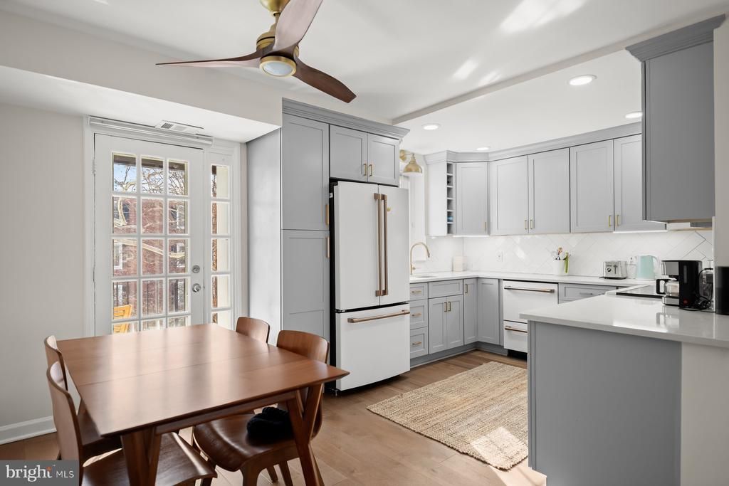 3031 S Columbus Street, Unit B1, Arlington, VA 22206 Main Photo