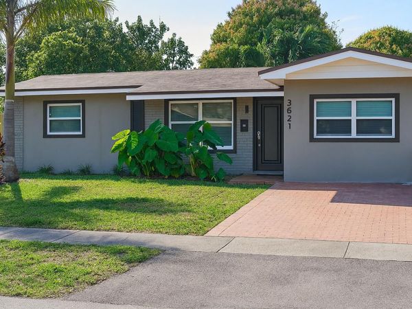3621 NW 35th Way, Lauderdale Lakes, FL 33309