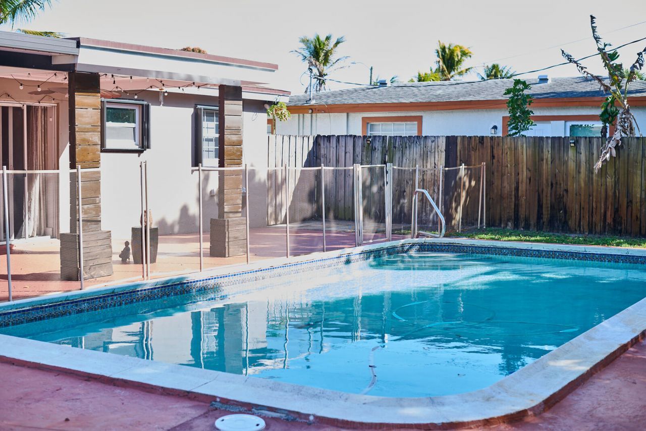 3621 NW 35th Way, Lauderdale Lakes, FL 33309 Photo