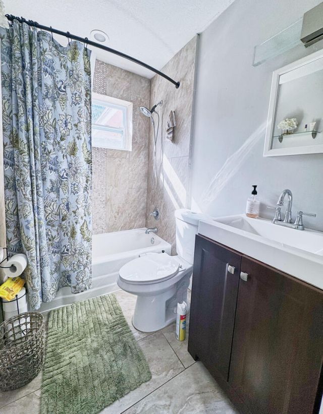 3621 NW 35th Way, Lauderdale Lakes, FL 33309 Photo