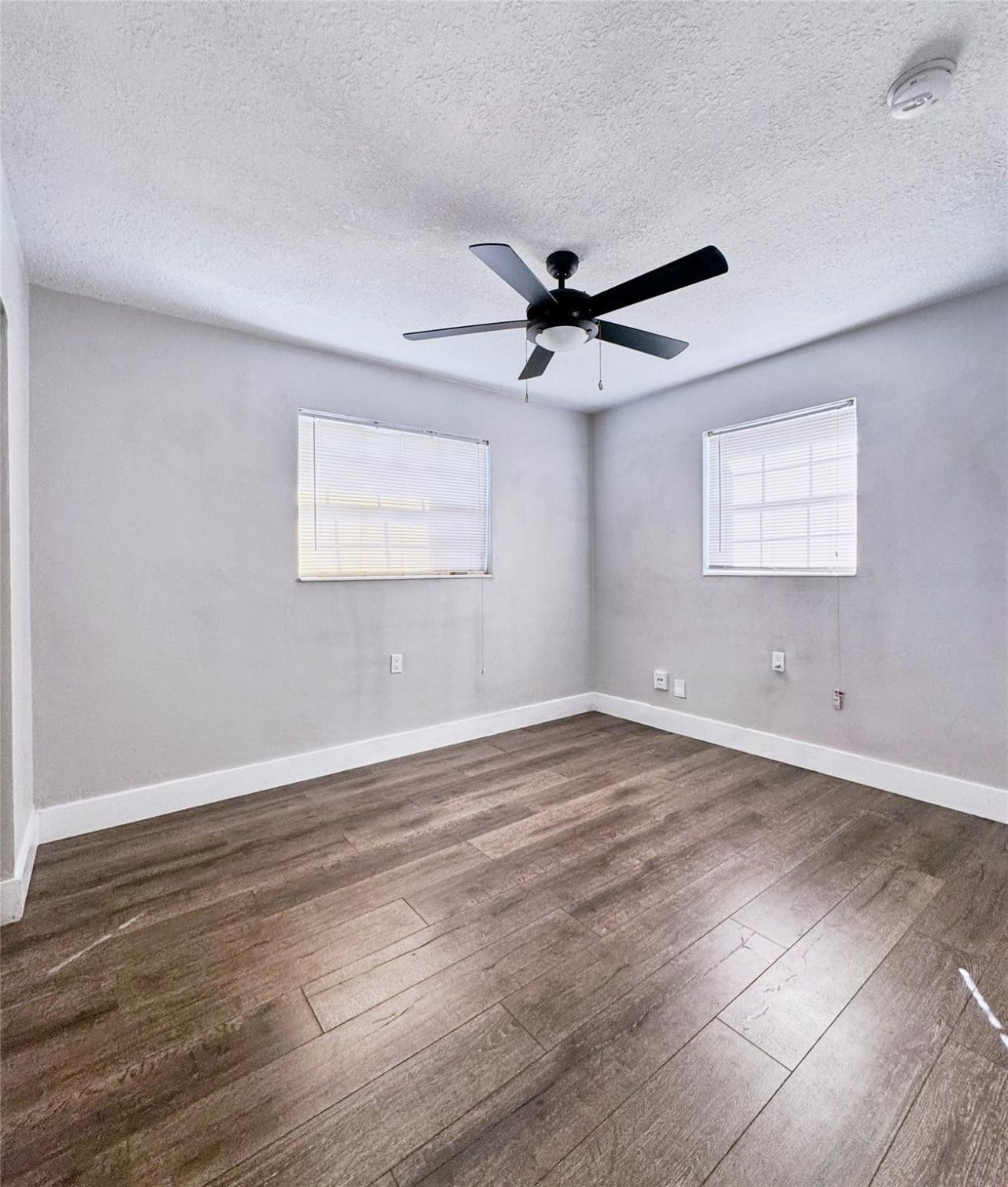 3621 NW 35th Way, Lauderdale Lakes, FL 33309 Photo