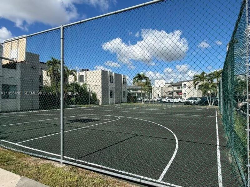 10231 Fontainebleau Blvd , Unit 201, Miami, FL 33172 Photo