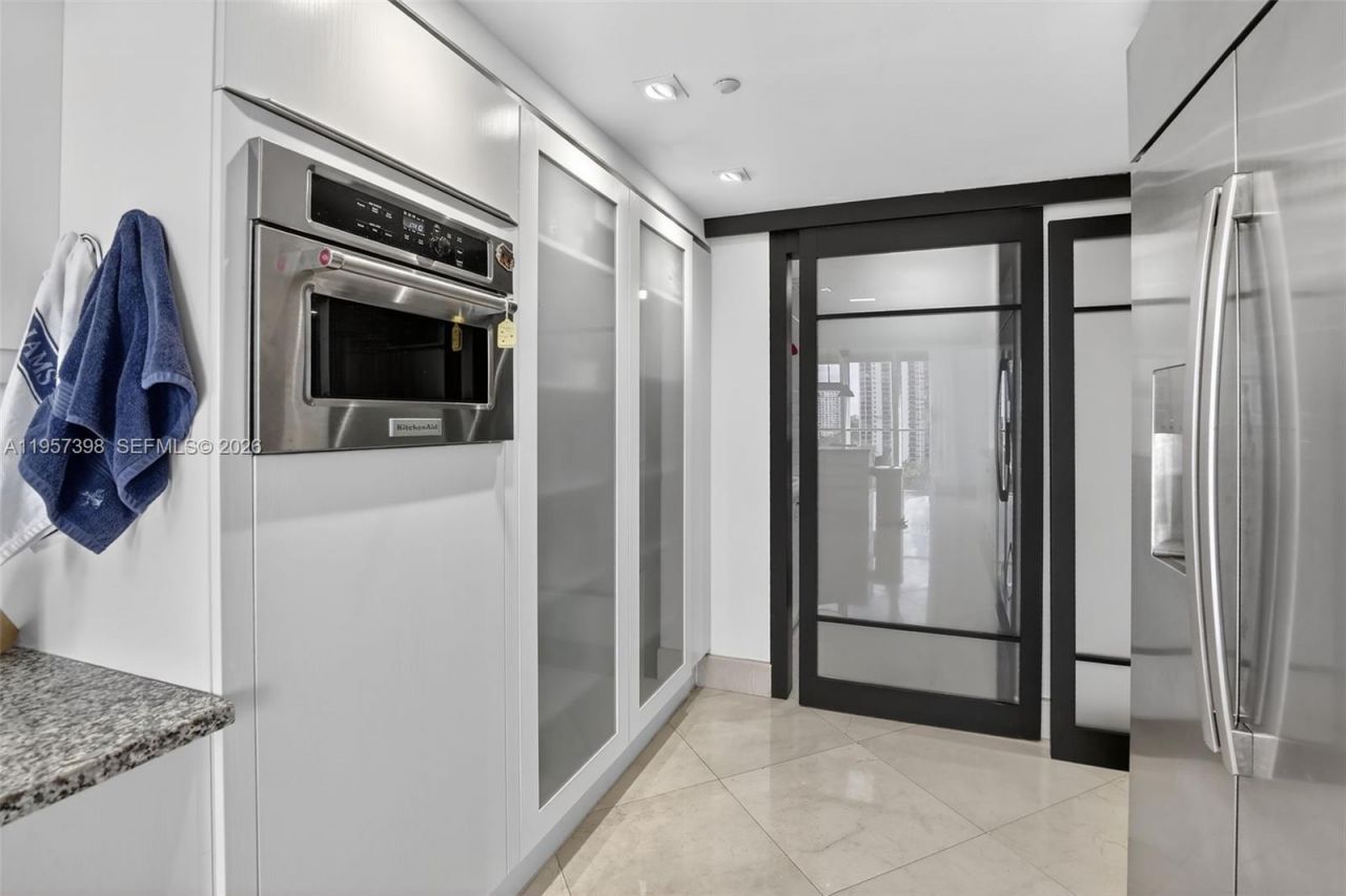 7000 Island Blvd, Unit 1109, Aventura, FL 33160 Photo