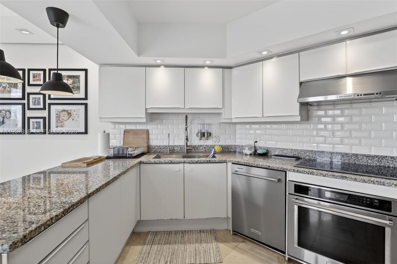 7000 Island Blvd, Unit 1109, Aventura, FL 33160 Photo