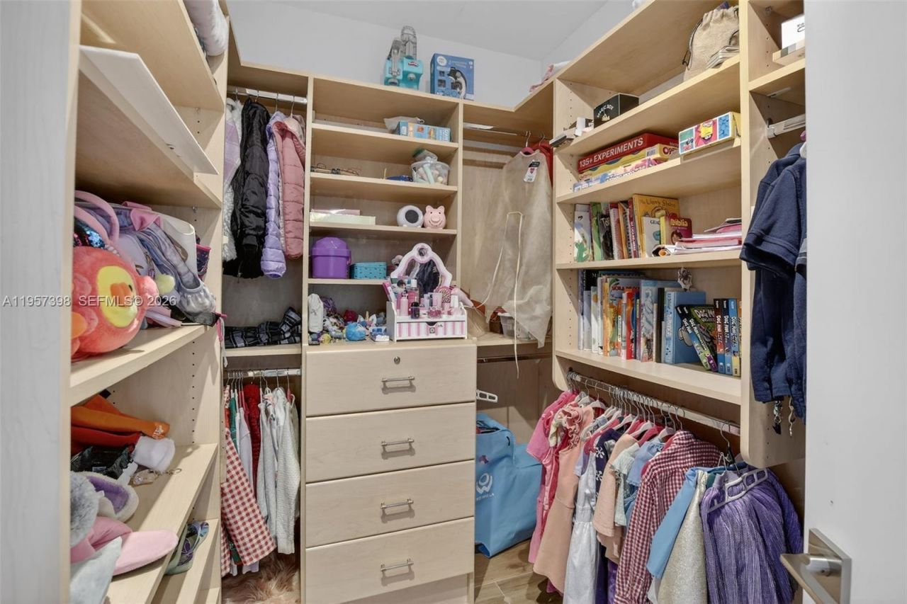 7000 Island Blvd, Unit 1109, Aventura, FL 33160 Photo